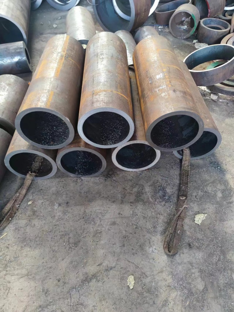 新河新河新河12Cr1MovG无缝钢管切割
